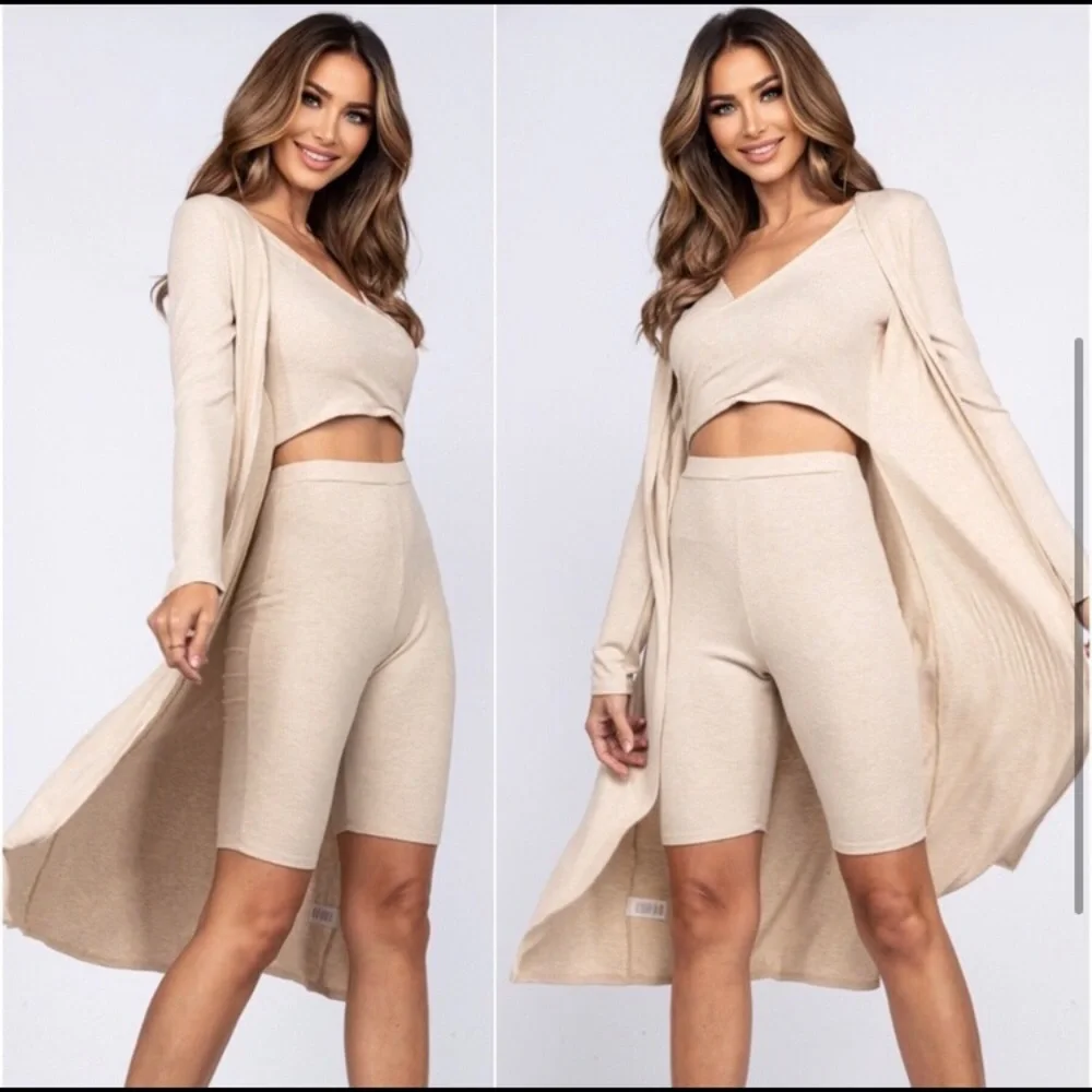 Sand creamy beige women’s 2 piece crop duster biker short lounge set - Picture 2 of 3